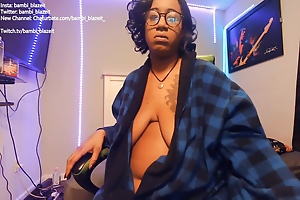Ebony big breech webcam