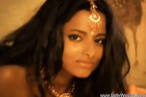 Bollywood Babe Is Gorgeous Later on Exposed